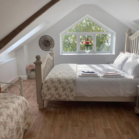 Pippin Lodge Llanwrda ภายนอก รูปภาพ