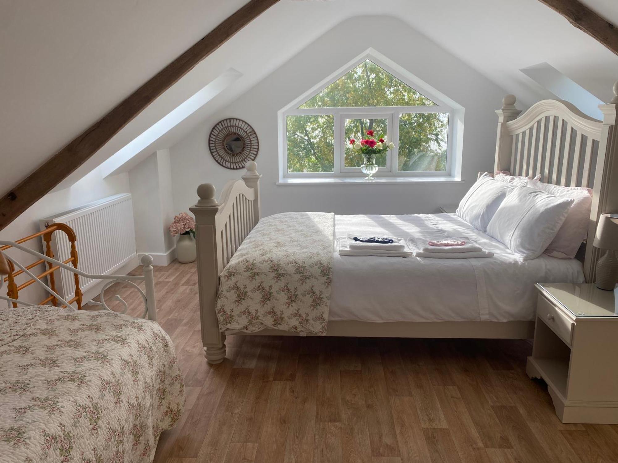 Pippin Lodge Llanwrda ภายนอก รูปภาพ